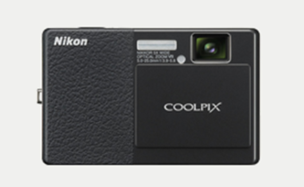 Nikon COOLPIX S70 digital camera