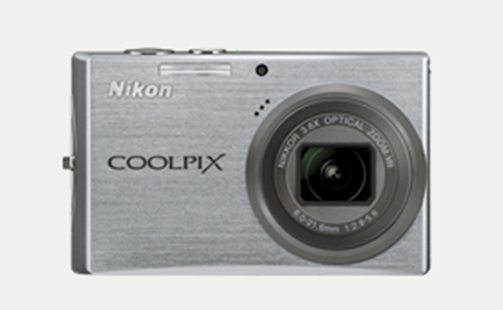 Nikon COOLPIX S710 digital camera