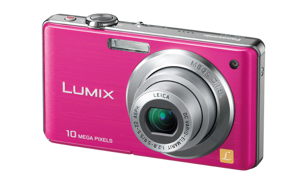 Panasonic Lumix DMC-FS7 digital camera