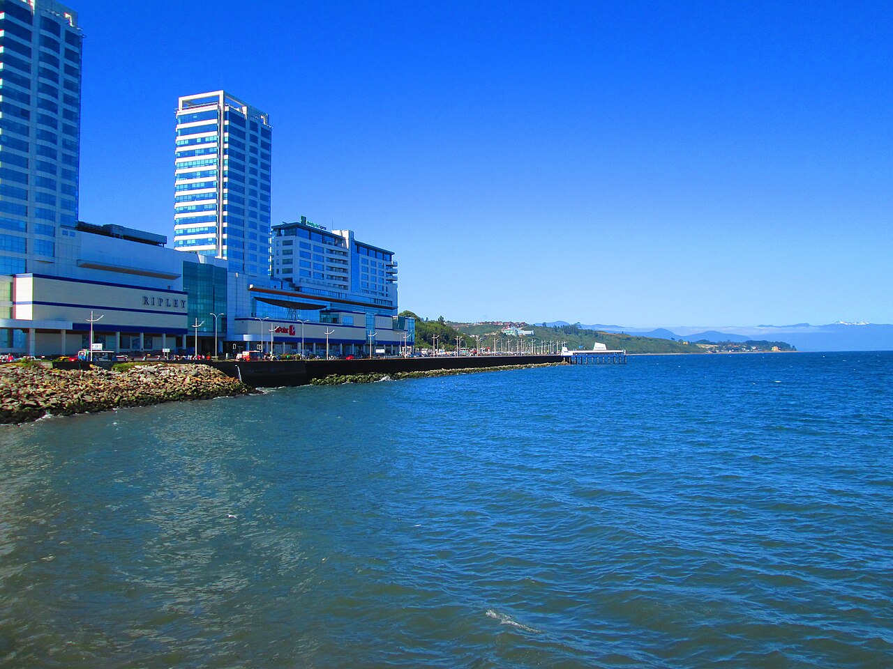 Costanera de Puerto Montt — photographed with Canon PowerShot A2600