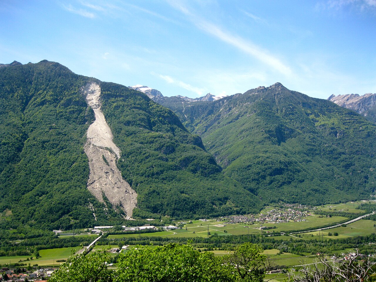 Valle di Moleno — photographed with Canon PowerShot A3000 IS