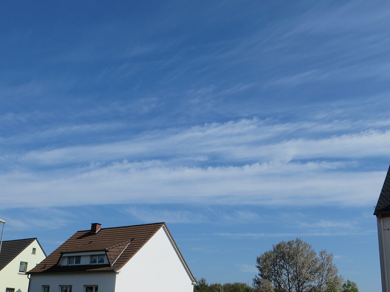 Cirrus castellanus — photographed with Canon PowerShot SX270 HS