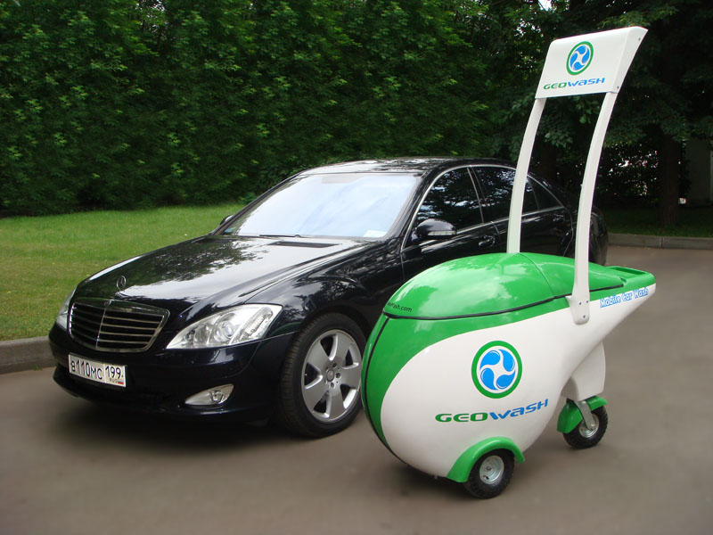 GeoWash cart.jpg — photographed with Sony Cyber-shot DSC-T100